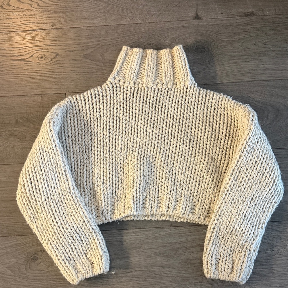 Zara Cream Cropped Chunky Turtleneck Sweater